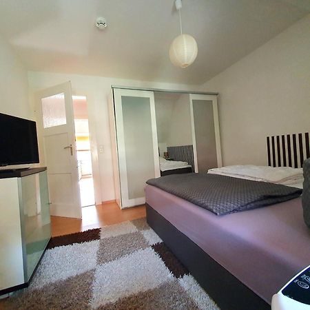 Apartment Am Suedpark Erfurt - Inkl Garten Mit Sitzlounge - Zentrumsnah Εξωτερικό φωτογραφία