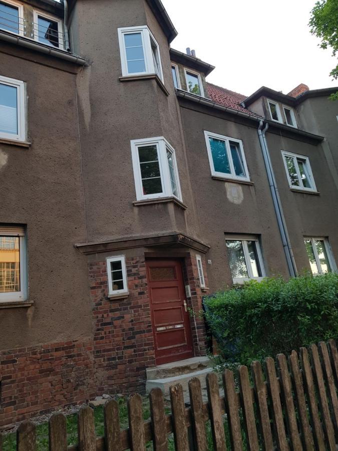 Apartment Am Suedpark Erfurt - Inkl Garten Mit Sitzlounge - Zentrumsnah Εξωτερικό φωτογραφία