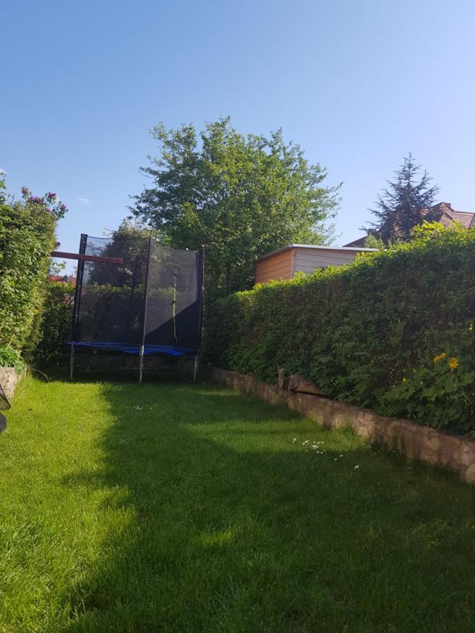 Apartment Am Suedpark Erfurt - Inkl Garten Mit Sitzlounge - Zentrumsnah Εξωτερικό φωτογραφία